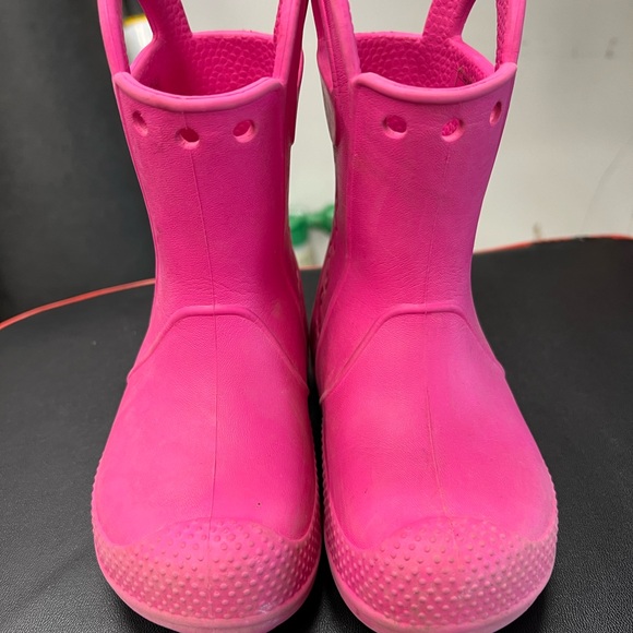 Toddler CROCS Pink Boots - Picture 1 of 3